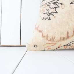 Vintage Turkish Kilim Pillow Cover, Handmade Ethnic Home Decor - 20x20 Inch - thumbnail 2
