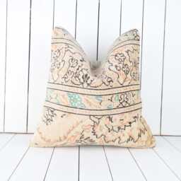 Vintage Turkish Kilim Pillow Cover, Handmade Ethnic Home Decor - 20x20 Inch - thumbnail 1