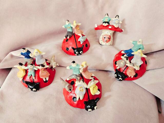 Personalised Little Persons Or Family On Ladybird Handmade Ceramic Figurine. Siblings Family Best Friends Kids Childrens Custom Gift Idea - image 1