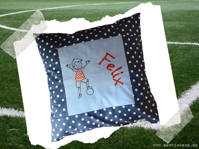 Embroidered Pillow Footballer + Name //Light Blue - Navy// 40x40 Pillowcase Gift Cuddly Cuddle Name - image 1