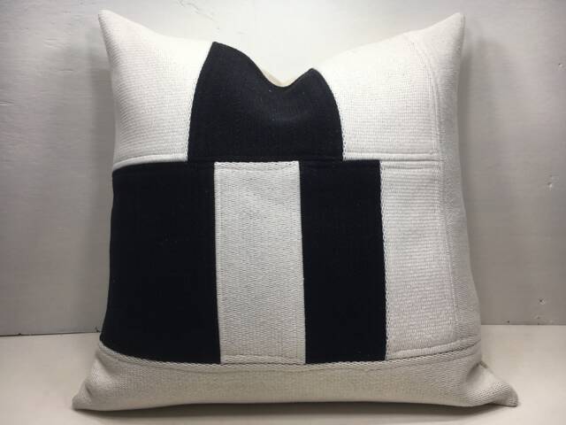 Vintage Turkish Kilim Pillow Cover, Handwoven Accent Cushion - 24x24 - image 1