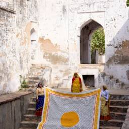 Handmade King Size Kantha Quilt Reversible Boho Bedspread - thumbnail 2