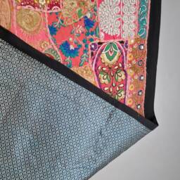 Large Indian Wall Tapestry 100x150cm - thumbnail 4