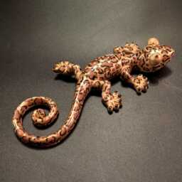 Wall Art Gecko Lizard - Dotting Style -Handmade Jesmonite Lizard Ornament-Garden Or Home Wall Decoration - thumbnail 2