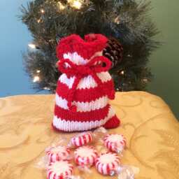 Stocking Stuffer, Red, White & Green Christmas Sachet, Holiday Gift Or Trinket Bag - thumbnail 3