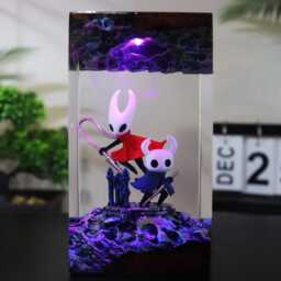 New Hollow Knight Resin Lamp - & Hornet Led Diorama Light - Handmade Gaming Decor, Gift, Fantasy Room Lamp, Art - thumbnail 3