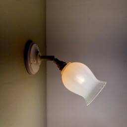 Vintage Tulip Wall Lamp in Half Pink White Glass - thumbnail 4