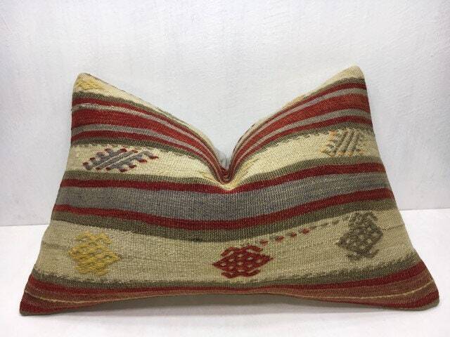 Vintage Handwoven Kilim Pillow Cover, Turkish Accent Cushion - 16x24 - image 1