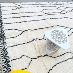 Beni Ourain Rug - Handmade Moroccan Wool Rug, Minimalist Tribal Berber Design - thumbnail 3
