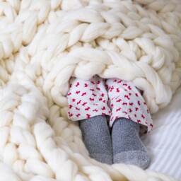 Chunky Knit Blanket, Throw, Merino Wool Knitted Giant Chunky Yarn Wool - thumbnail 3