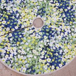 Floral Christmas Tree Skirt Ornament Decor Nordic Swedish Fabric - thumbnail 4