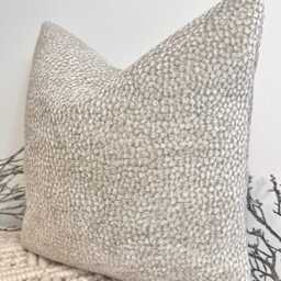 Luxury Handcrafted Beige Boucle Scatter Cushion For Sofa Or Bed Sumptuous Velvet Texture - Style 9 - thumbnail 3