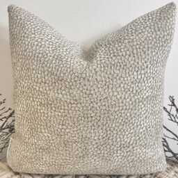 Luxury Handcrafted Beige Boucle Scatter Cushion For Sofa Or Bed Sumptuous Velvet Texture - Style 9