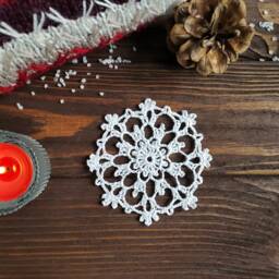 Delicate Lace Christmas Tree Ornament - Made To Order, Xmas Wreath Snowflake Decoration - thumbnail 1