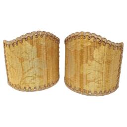 Pair Of Clip-On Shield Shades Gold Silk Damask Rubelli Fabric Ruzante Pattern Mini Lampshade - Made in Italy - thumbnail 2