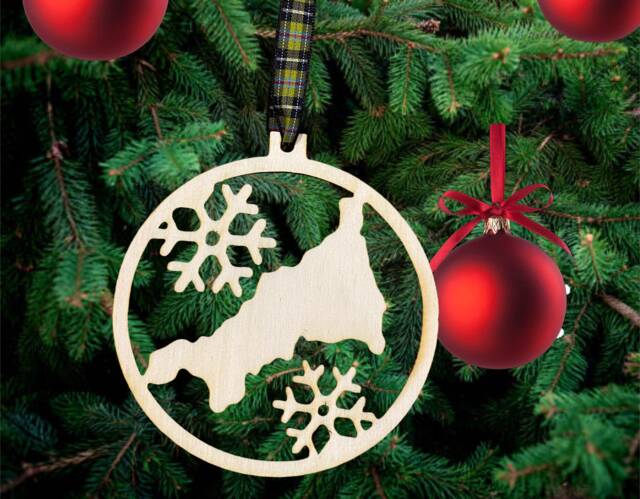 Cornwall Christmas Tree Decoration - Nadelik Lowen Kernow Festive Decoration Snowflakes - image 1