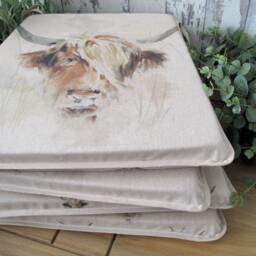 Highland Cow Chair Pads, Reversible Tapered Seat Cushion Set - thumbnail 2