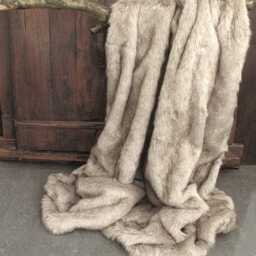 Thick Beige Faux Fur Blanket - Double-Sided Throw Tundra Wolf Fluffy - thumbnail 3