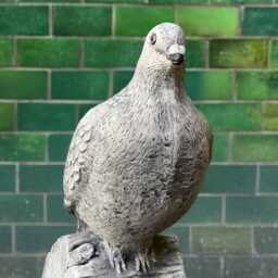 Concrete Dove Statue Stone Peaceful Bird Sculpture Handmade Figurine Outdoor Memorial Decoration Garden Pigeon Ornament Gift - thumbnail 2