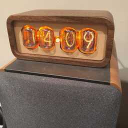 Nixie Tube Clock Handmade Walnut & Maple, In-12 Tubes, Modern Desk Clock Made in Usa - thumbnail 4