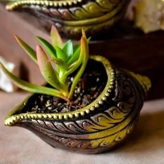 Terracotta Shankh Planters - Set Of 2 - image 1