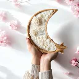 Large Moon Scented Candle Eid Mubarak Gift, Ramadan Decor - thumbnail 3