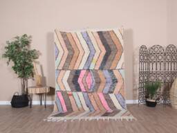Authentic Boujaad Rug, Soft Moroccan Rug 5x8 Ft - thumbnail 1