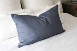 Navy Blue Lumbar Pillow Cover - Farmhouse Cotton Cushion - 30x50cm - thumbnail 1