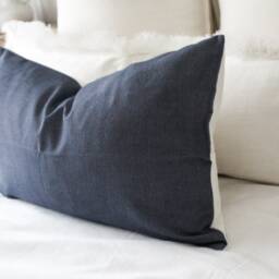 Navy Blue Lumbar Pillow Cover - Farmhouse Cotton Cushion - 30x50cm - thumbnail 2