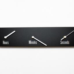Hour Minutes Seconds - Wall Clock - thumbnail 2