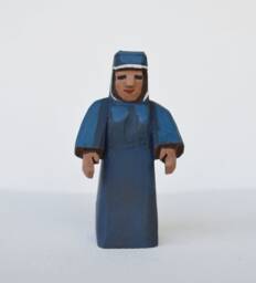 Hand Carved Wooden Mrs Noah - thumbnail 1