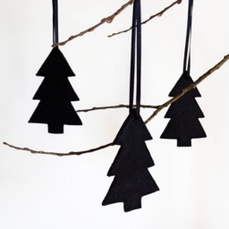 Fir Tree - Christmas Ornaments // Scandinavian & Nordic Style Black & White Natural Decorations - Handmade - thumbnail 3