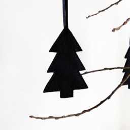 Fir Tree - Christmas Ornaments // Scandinavian & Nordic Style Black & White Natural Decorations - Handmade - thumbnail 4