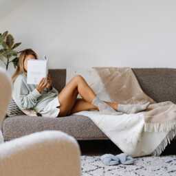 Wool Plaid - Soft & Warm Blanket With Dandelion Motif, Perfect Gift, Handmade in Eu - thumbnail 1