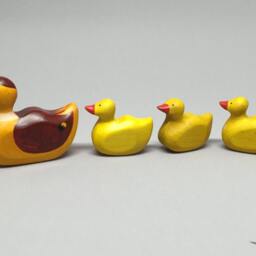 Toy Duck Wooden Colourful Yellow Red Redbrown Size 5, 5 X4, 5 X 2, 0 cm - B H S Approx. 14, 5 Gr - thumbnail 3