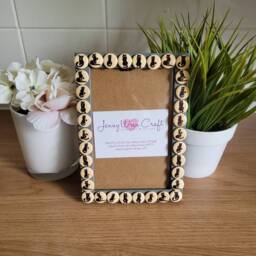Black Cat Round Wooden Button Photo Frame 4 X 6 Inches - thumbnail 3