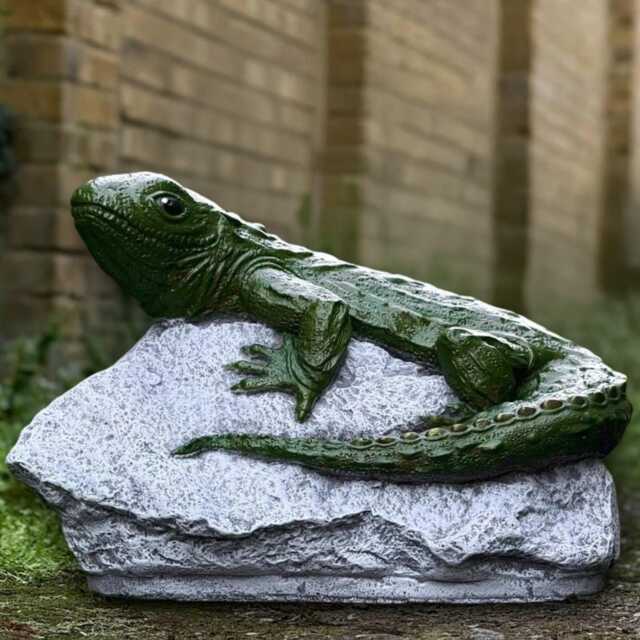 Outdoor Lizard Figurine Concrete Reptile Sculpture Cement Animal Decoration Handmade Art Front Door Ornament Lizard Lover Gift - image 1