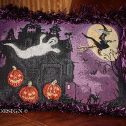 Halloween Spooky Pillow - - thumbnail 2