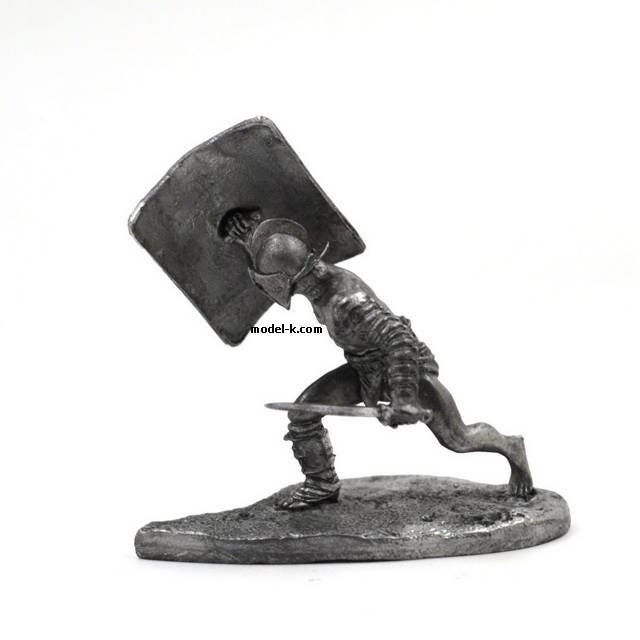 54mm Roman Gladiator With Shield - image 1