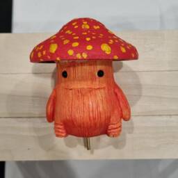Mushroom Man - Common Species Garden Statue - thumbnail 3