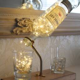 Bacardi Oakheart Bottle Light - 1L. Unique Lamp & Rum Lover Gift For The Home - thumbnail 3