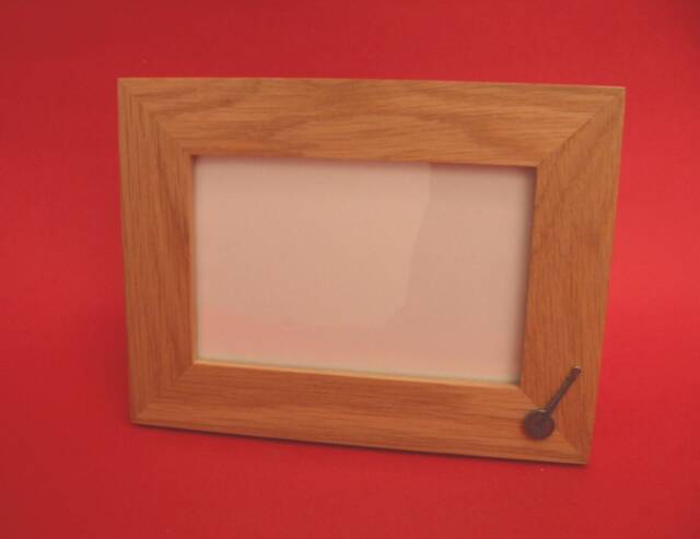 "Banjo Design Real Oak Picture Frame 4"" X 6" - image 1