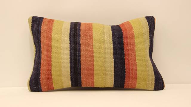 Vintage Turkish Kilim Lumbar Pillow Cover, Boho Wool Cushion - 12x20 In - image 1