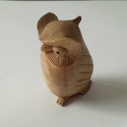 Hand Carved Suar Wood Owl Sculpture - thumbnail 4