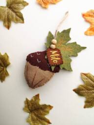 Acorn Autumn Decoration, Personalised Acorn Decor, Fall Decorations, Nursery Woodland Wall Hanging, Halloween Rustic - thumbnail 1