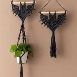 Bat Plant Holder, Hanging Macrame, Witchy Room Decor, Modern Halloween, Dark Wall Art, Ornaments, Macrame W52