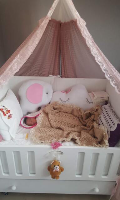 Handmade Knit Baby Blanket, Newborn Bed Cover, Unisex Gift - image 1