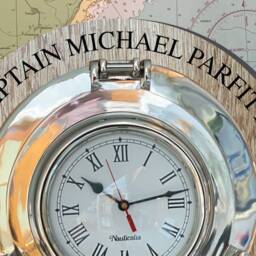 Large Mounted Cast Aluminium Nauticalia Porthole Clock - thumbnail 3