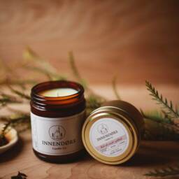 Black Oak Currant + Patchouli Soy Wax Candle - thumbnail 2