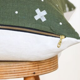 Green Boho Throw Pillow Cover White Linen Minimalist Handprinted Decor - thumbnail 4